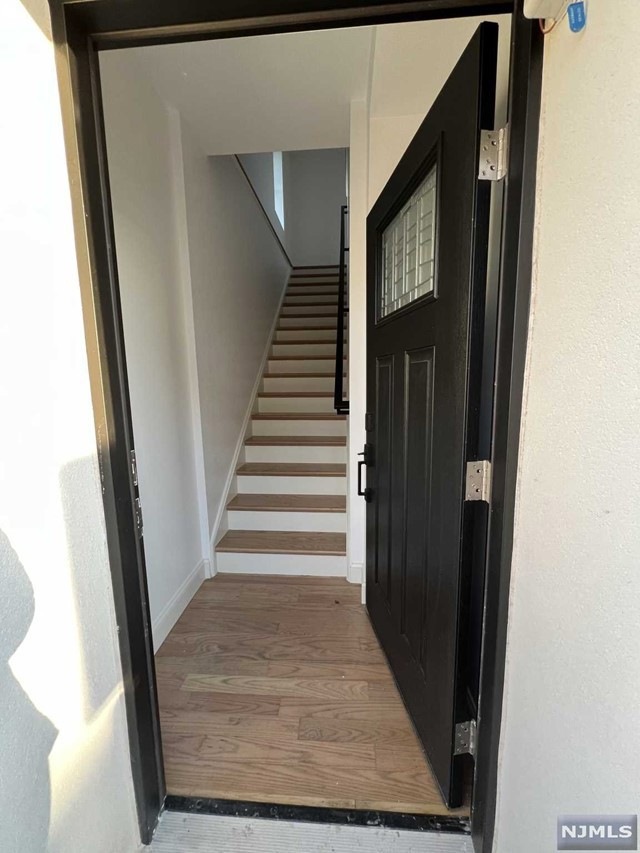 819 Pennsylvania Ave unit 2nd Floor, Lyndhurst, NJ 07071 - photo 1