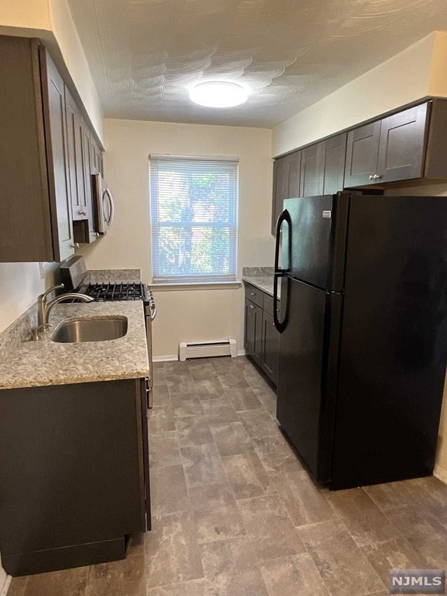 320 Hackensack St unit 4, Carlstadt, NJ 07072 - photo 1