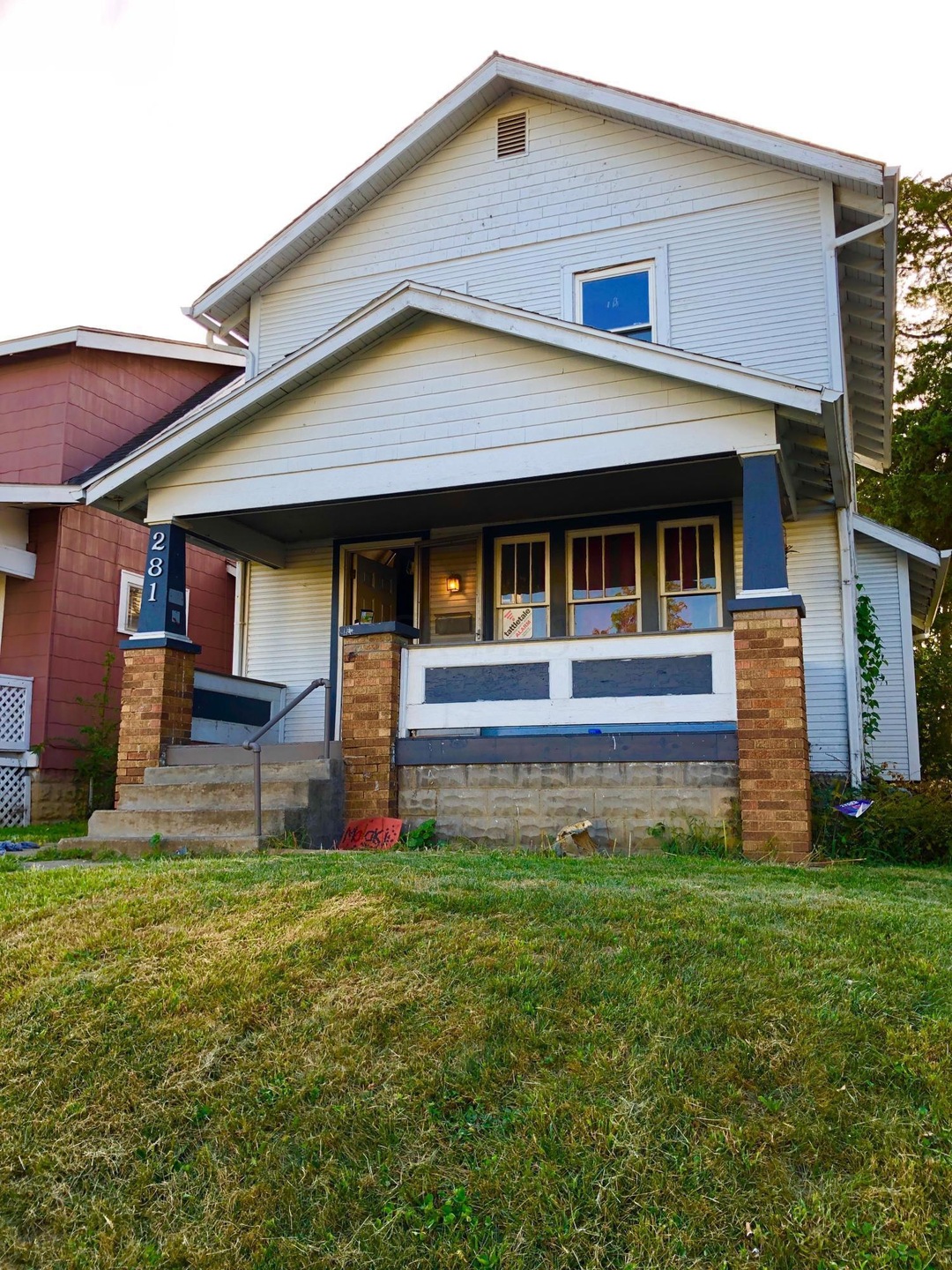 281 S Richardson