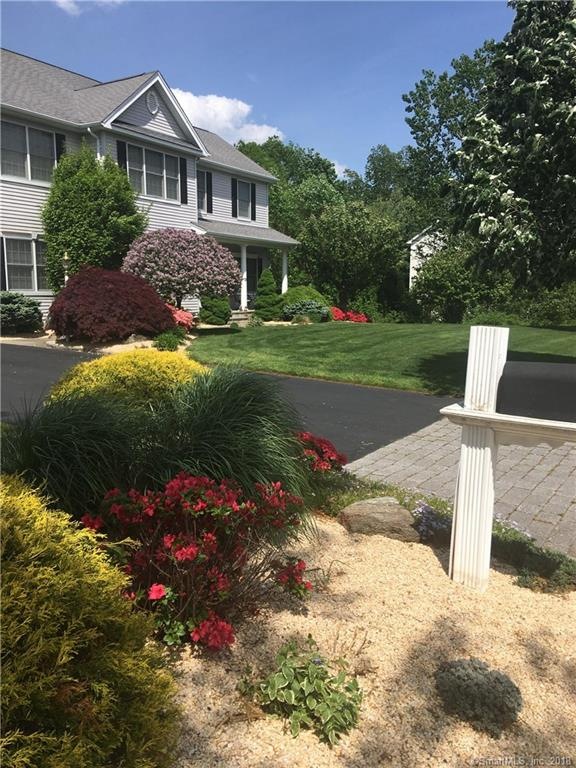 28 Augusta Dr, Milford, CT 06461 - photo 1