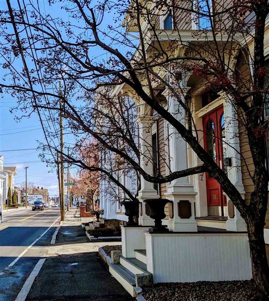 Looking East up Islington St, toward Market Square
