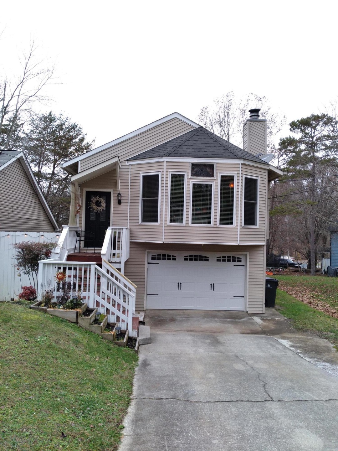 Front Chatham Cir
