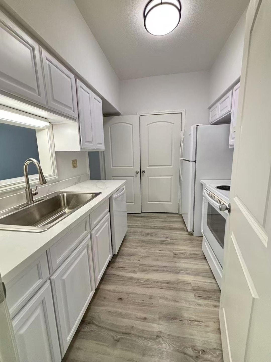 2425 Underwood St unit 157, Houston, TX 77030 - photo 1