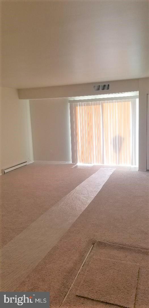 141 N Fillmore Ave unit 4, Sterling, VA 20164 - photo 1