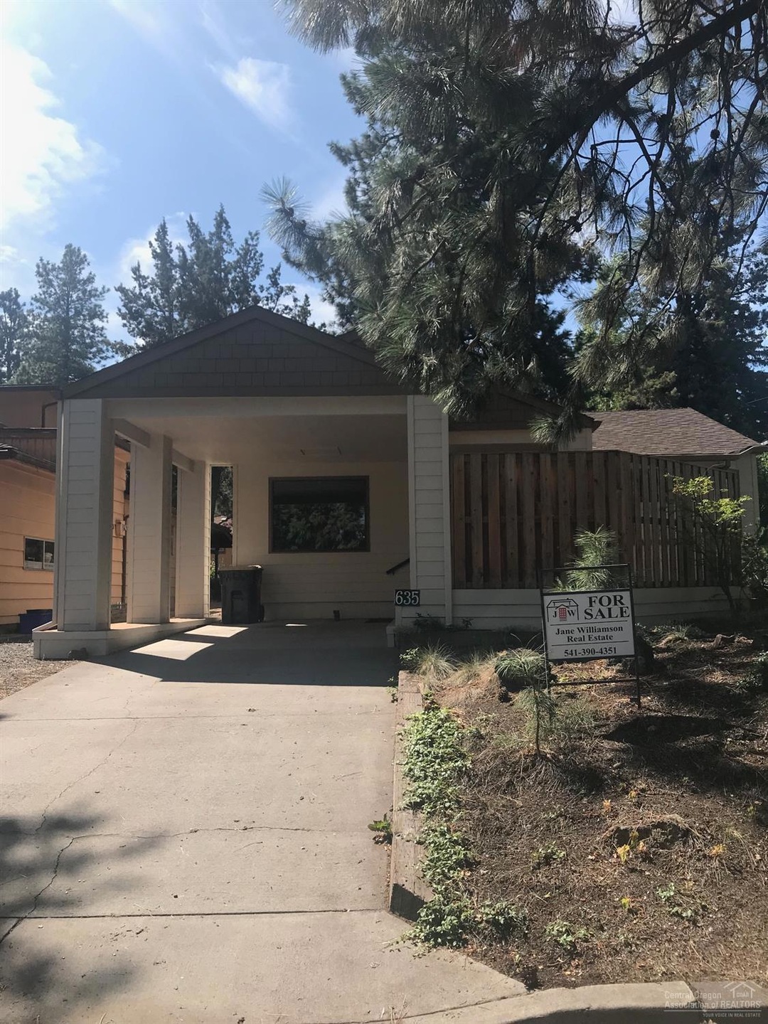 635 NE Irving Ave, Bend, OR 97701 - photo 1