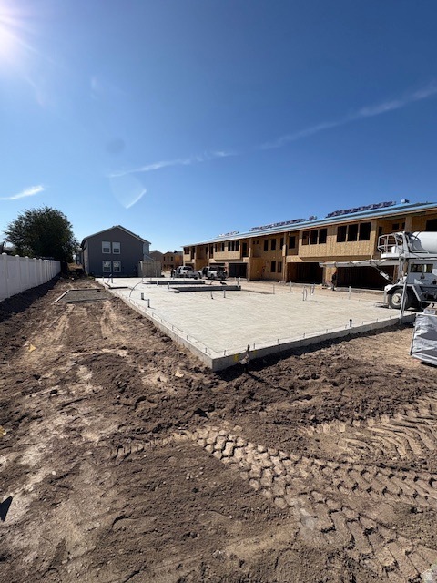 731 S Harrison Dr unit 25, Springville, UT 84663 - photo 1