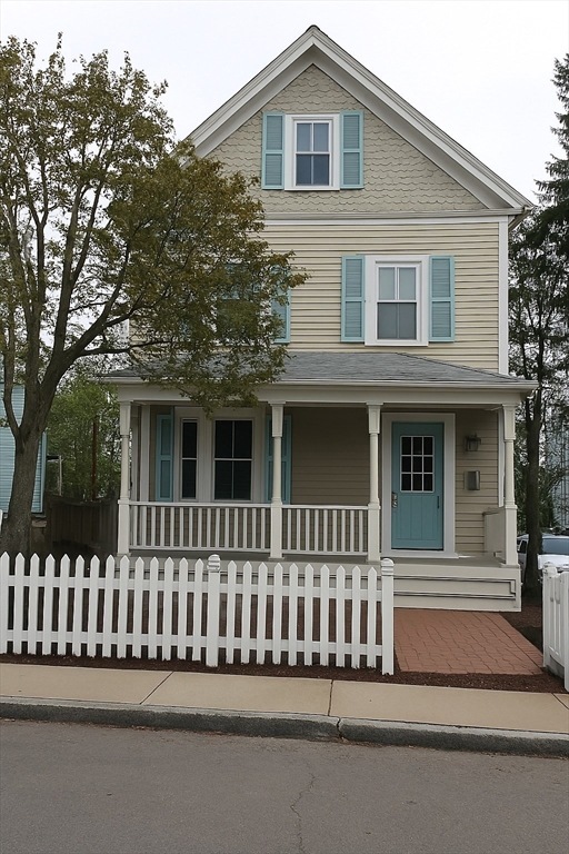 35 Amherst St unit 2, Roslindale, MA 02131 - photo 1