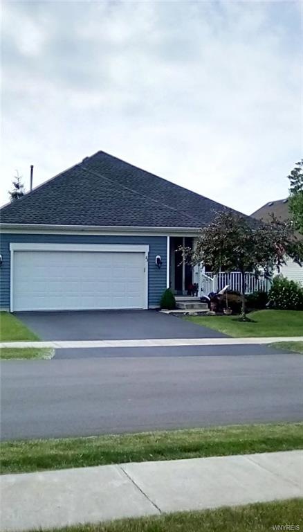 Welcome to 83 Hickory Grove. A great pet-friendly 