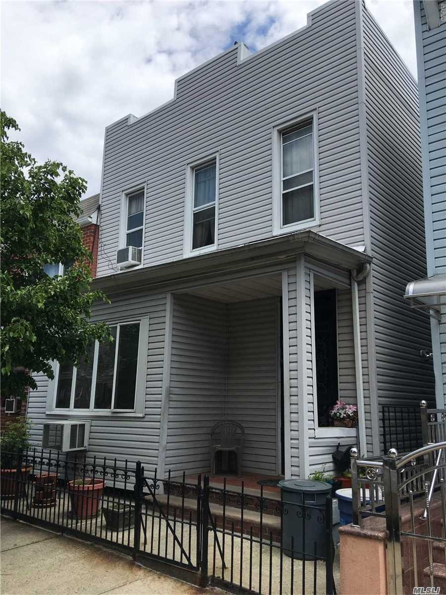 31-75 43rd St, Long Island City, NY 11103 - photo 1