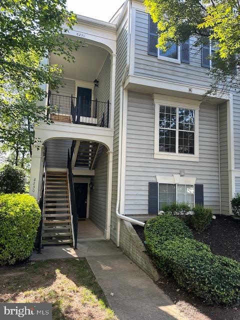 8230 Winstead Place unit 201, Manassas, VA 20109 - photo 1