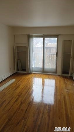 40-31 216th St unit 3, Flushing, NY 11361 - photo 1