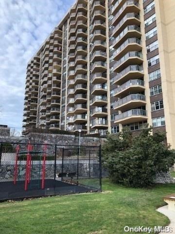 The Americana unit 9-S, Flushing, NY 11360 - photo 1