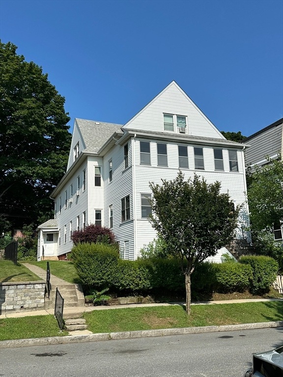 4 Rena St unit 1, Worcester, MA 01604 - photo 1