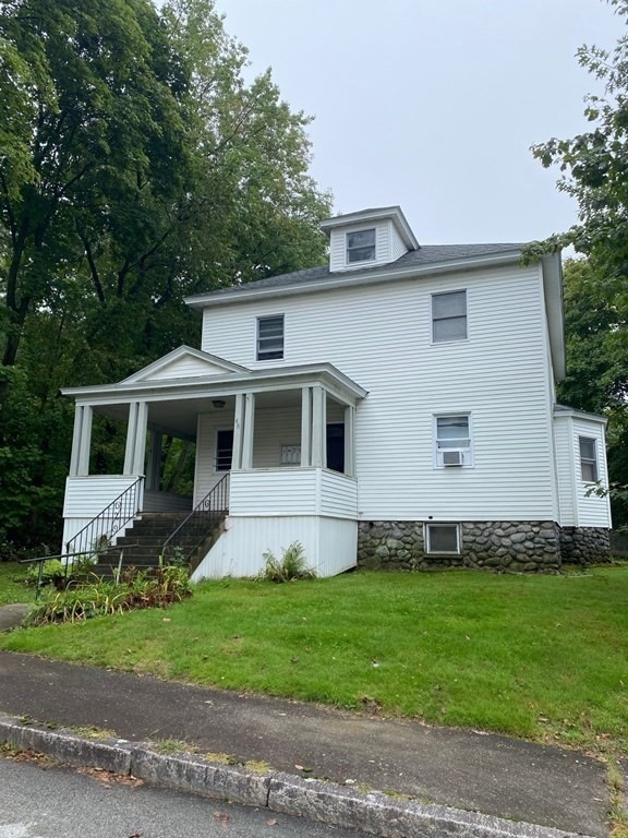 48 Shattuck St unit 2W, Worcester, MA 01605 - photo 1