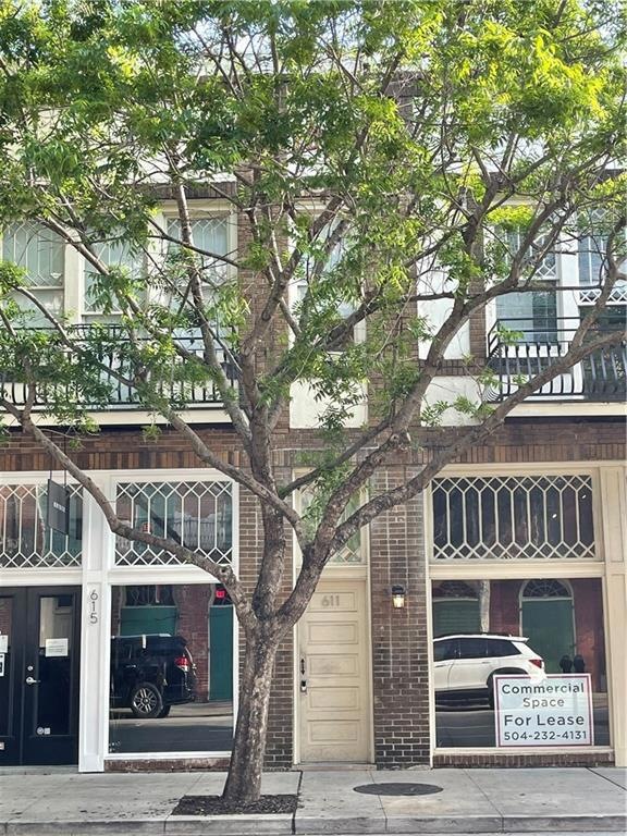 611 Julia St unit E, New Orleans, LA 70130 - photo 1