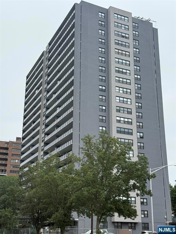 Carlton Tower unit 20C, Passaic, NJ 07055 - photo 1