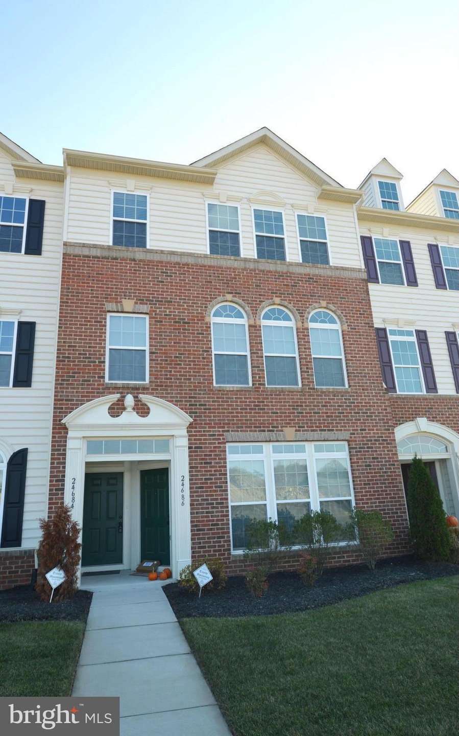 24684 Hutchinson Farm Dr unit 2D, Sterling, VA 20166 - photo 1