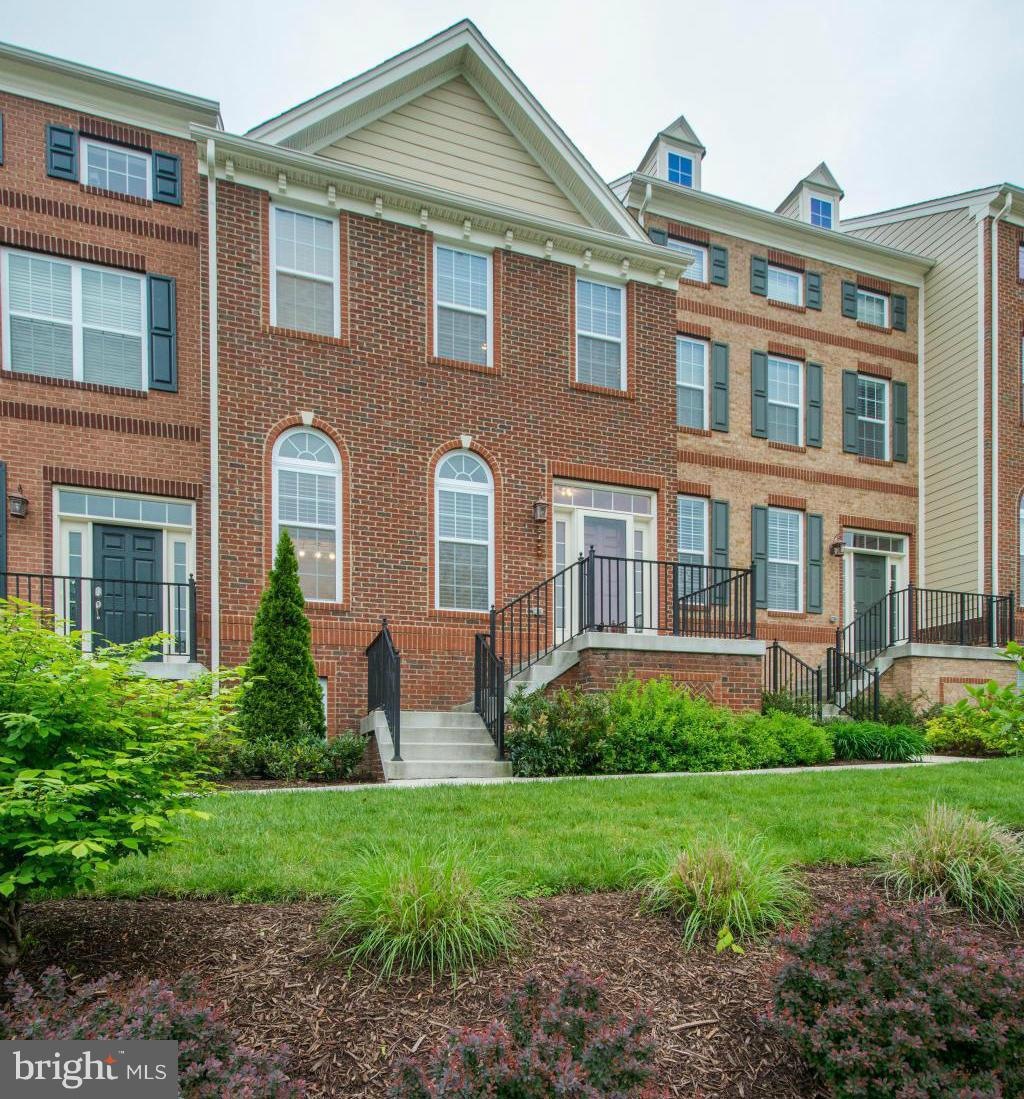 7638 Elmcrest Rd, Hanover, MD 21076 - photo 1