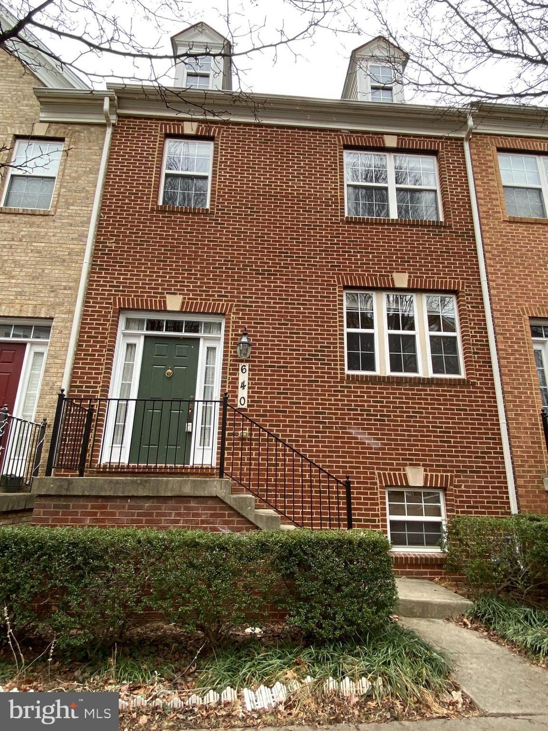 640 Cedar Spring St, Gaithersburg, MD 20877 - photo 1