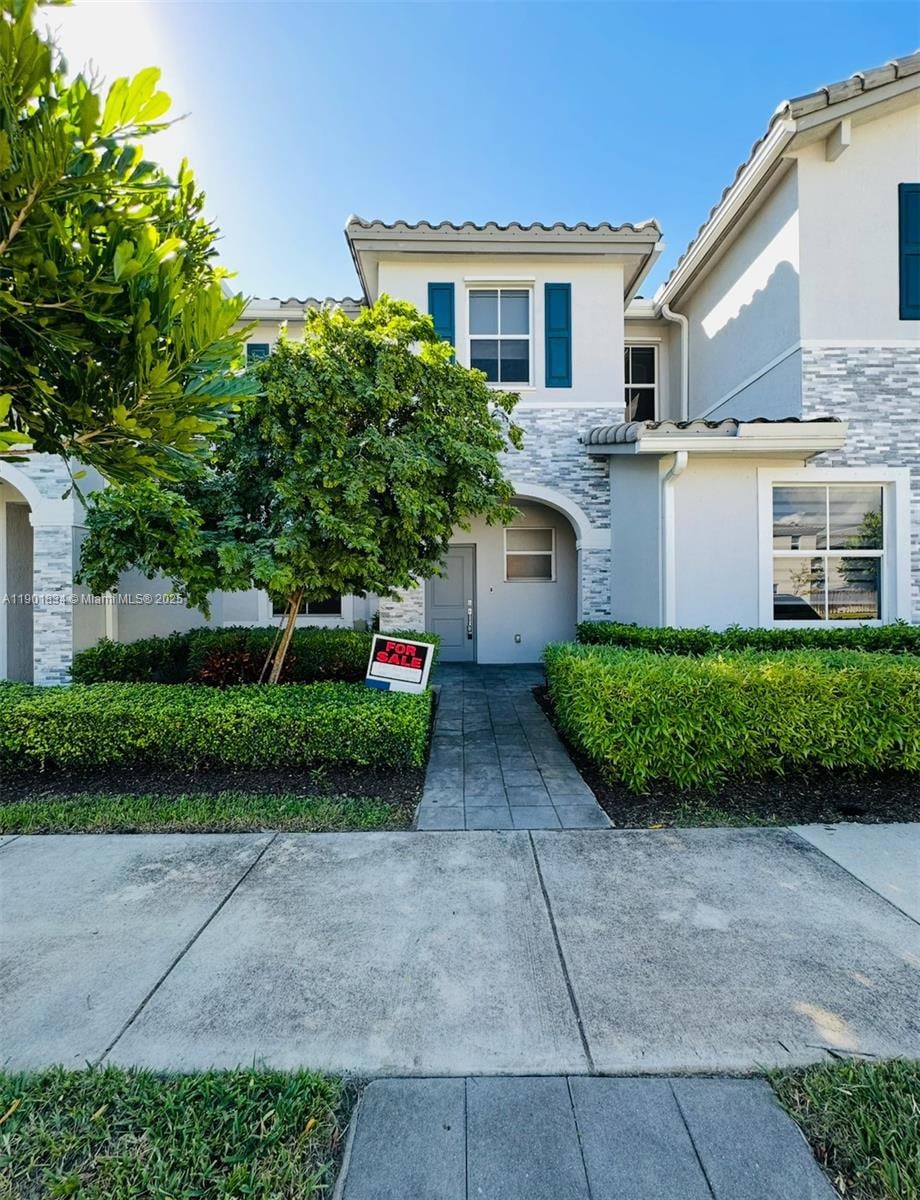 For Rent $2,500/month