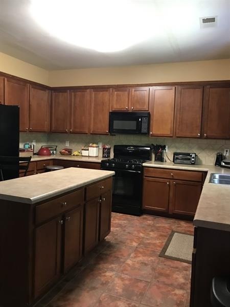 4504 Columbus Cir, Acworth, GA 30101 - photo 1