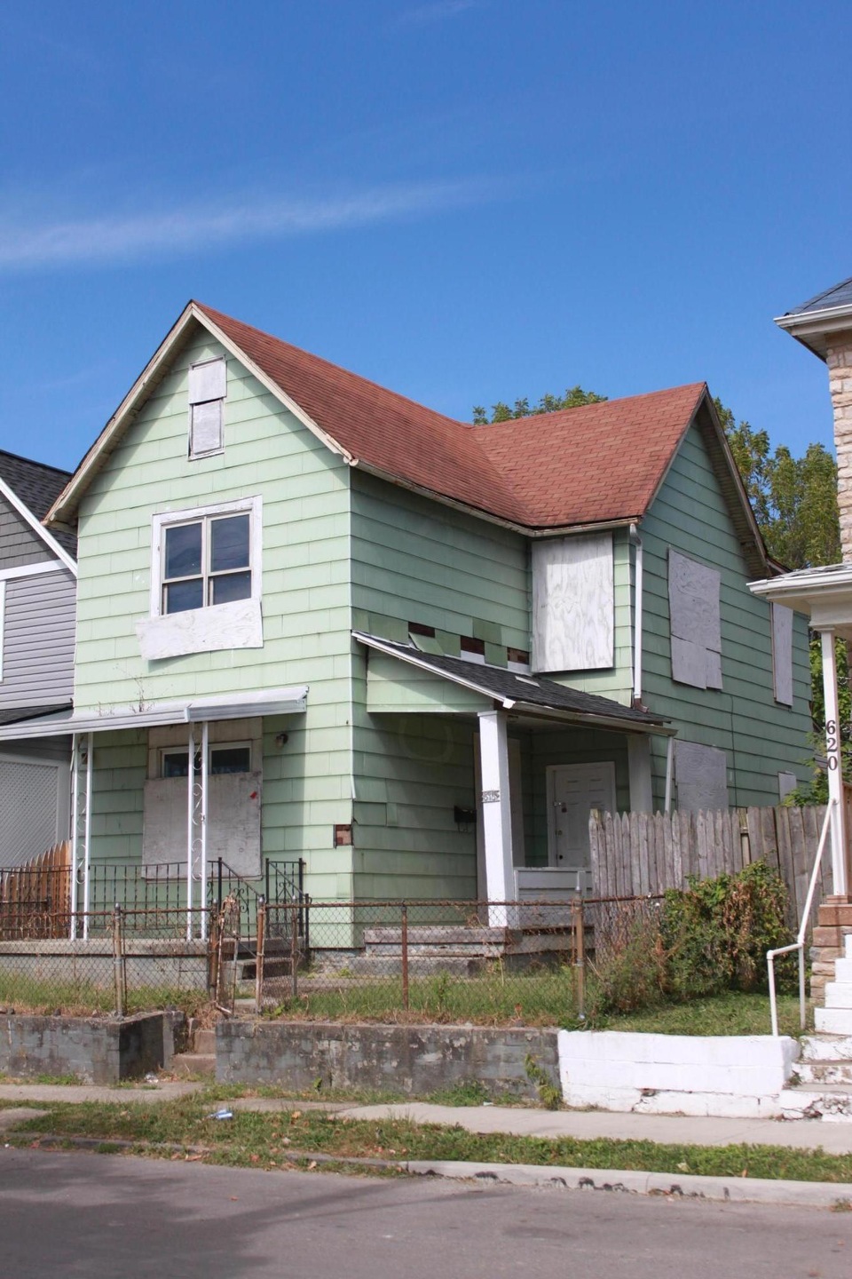 616 Stewart Ave, Columbus, OH 43206 - photo 1