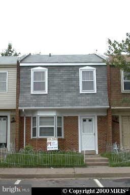 7896 Sharpsburg Ct, Manassas, VA 20109 - photo 1