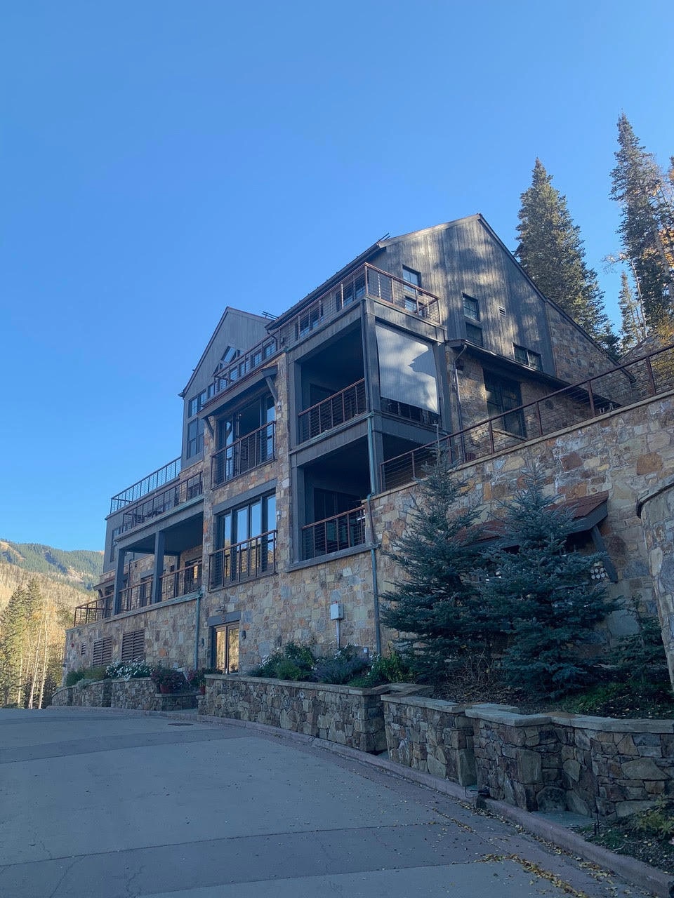 136 San Joaquin Rd-Unit B303
