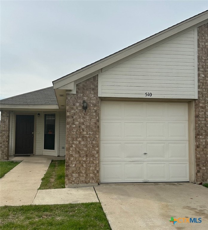 For Rent $1,027/month