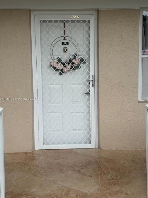 1st Floor Front Door Entry