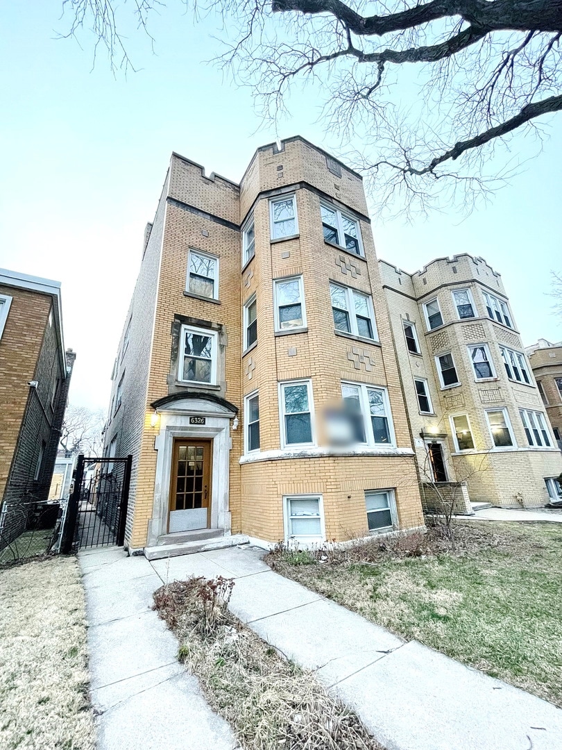6326 N Rockwell St unit 1, Chicago, IL 60659 - photo 1