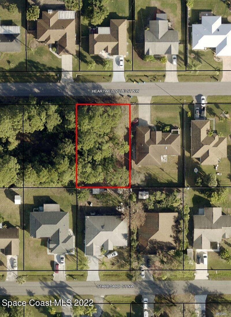 1574 Heartwellville St. NW
