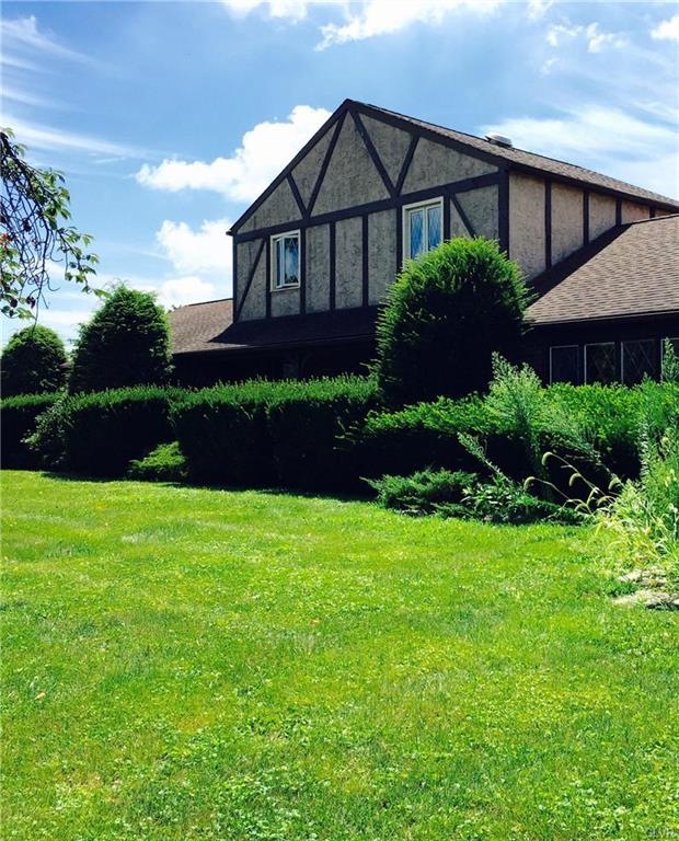 271 Hoover Ave, Northampton, PA 18067 - photo 1