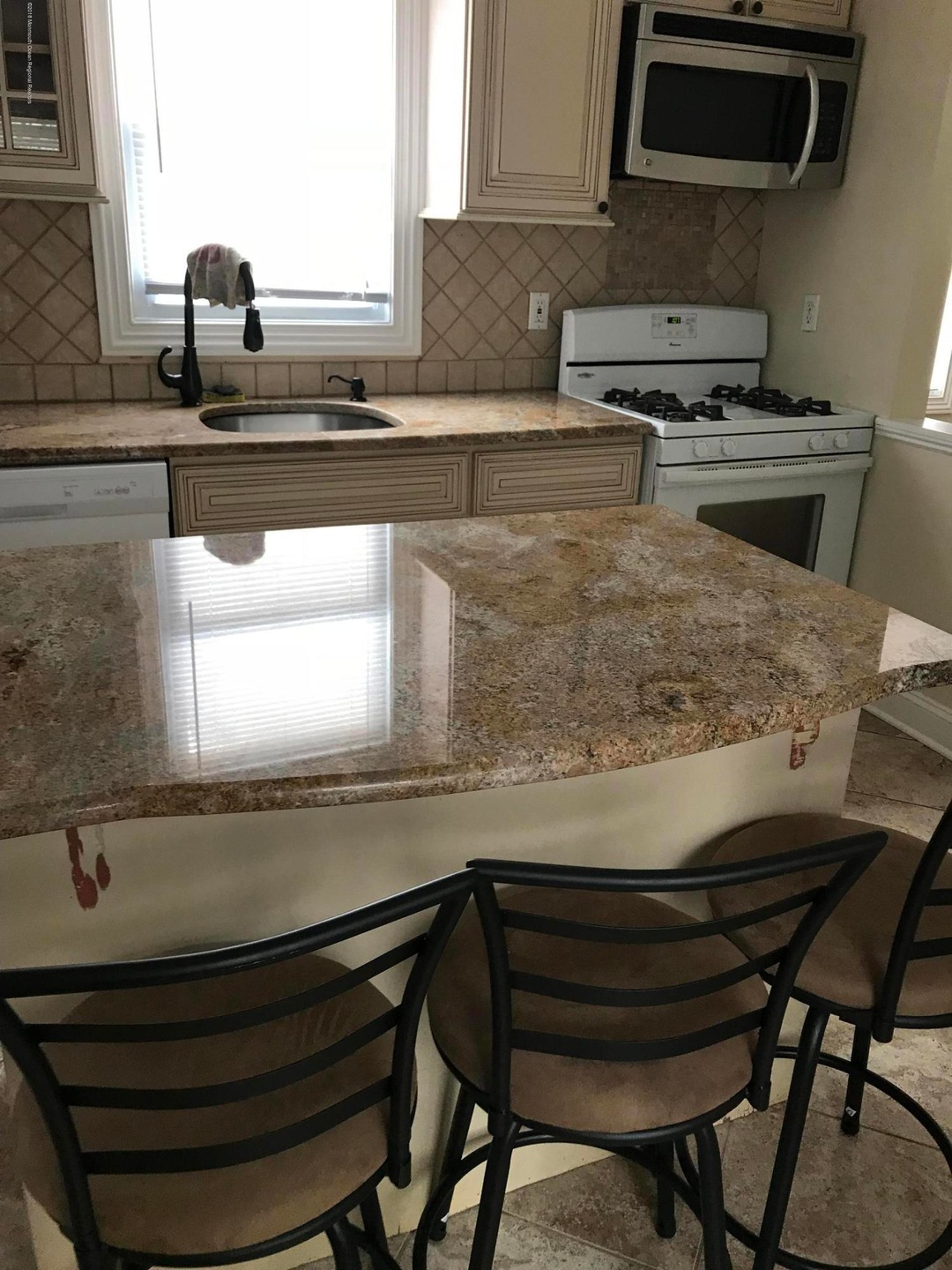 382 Warburton Place unit 1st Floor, Long Branch, NJ 07740 - photo 1