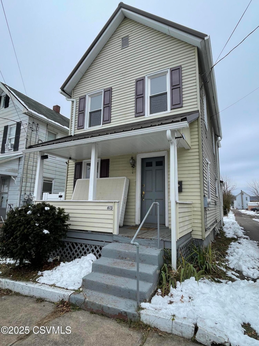 613 Elm St, Berwick, PA 18603 - photo 1