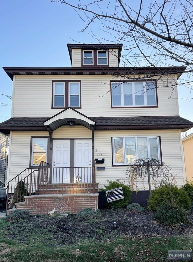 Sold $670,000 • Co-Listing Agent