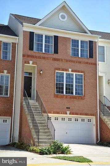 25376 Mcintyre Square, Chantilly, VA 20152 - photo 1