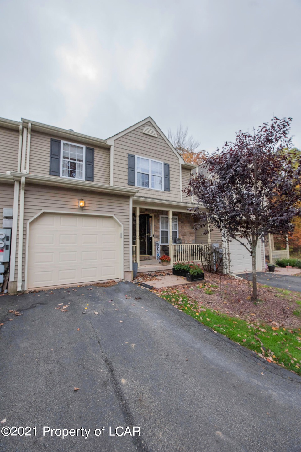 16 Sand Hollow Dr, Drums, PA 18222 - photo 1