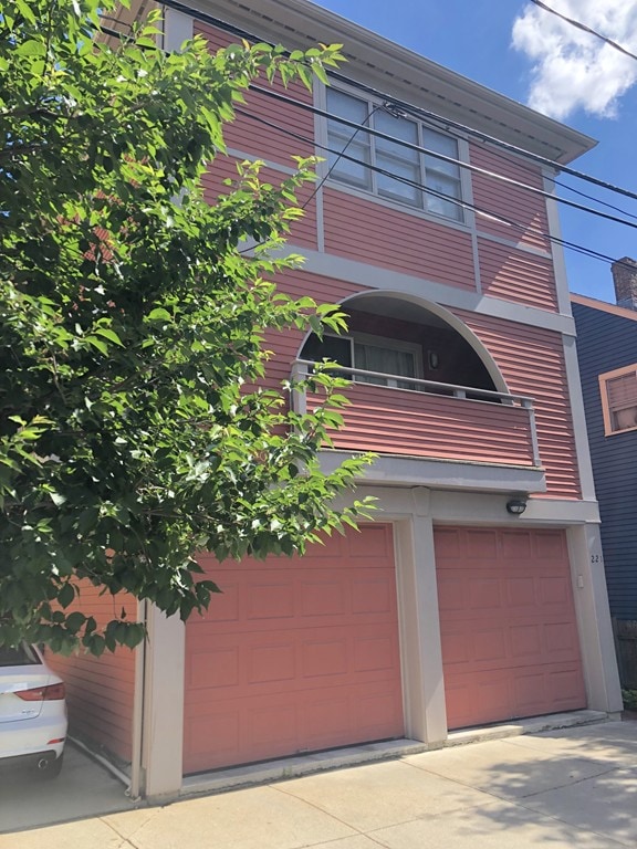 221 Charles St unit 1, Cambridge, MA 02141 - photo 1