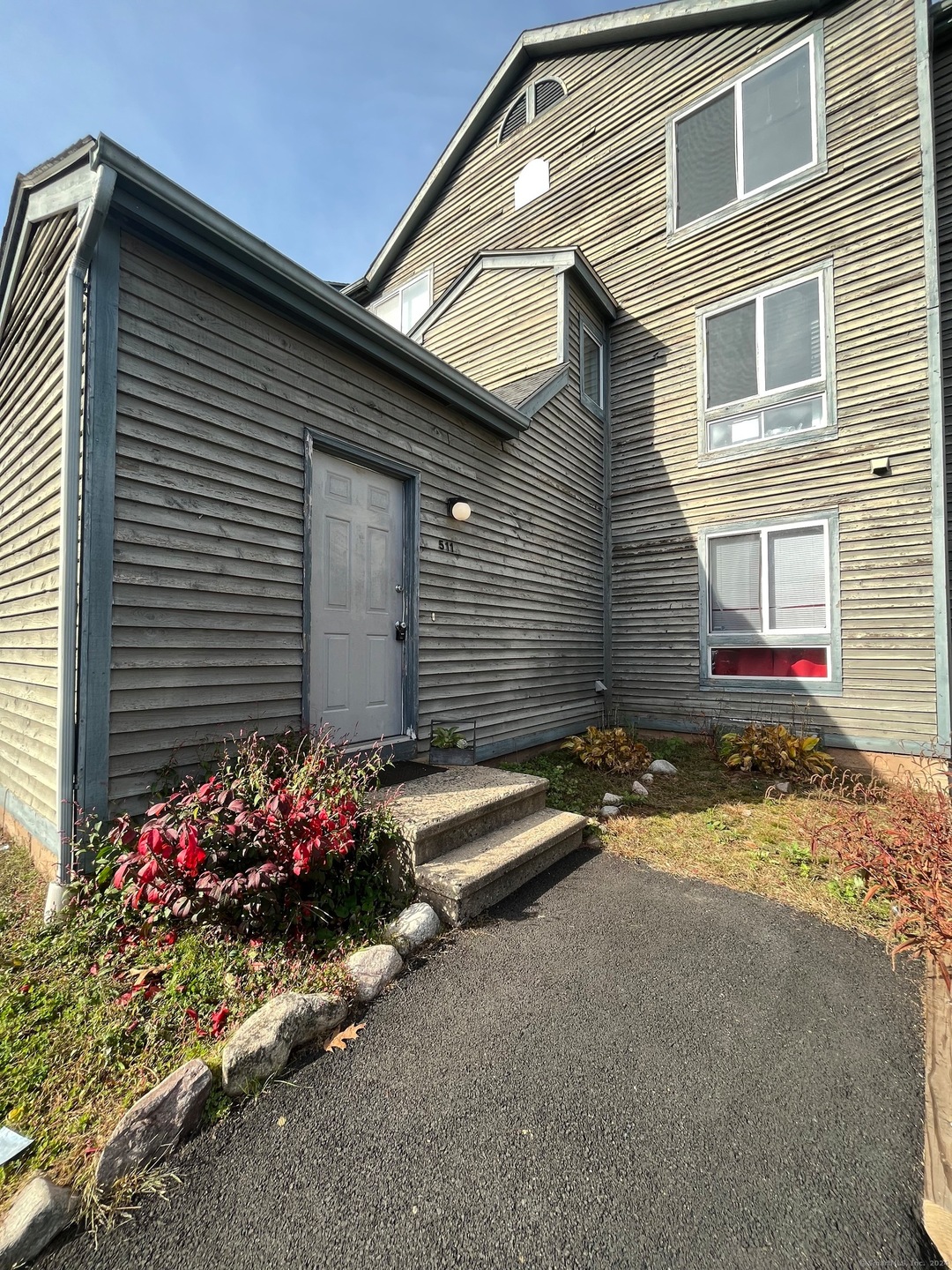 Welcome Home to 1423 Quinnipiac Ave. Unit #511 in 