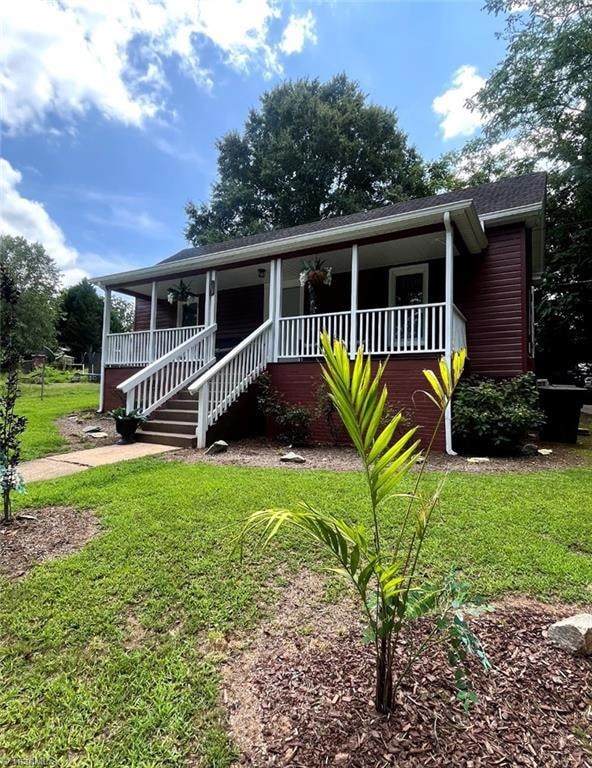 910 Branch St, Eden, NC 27288 - photo 1