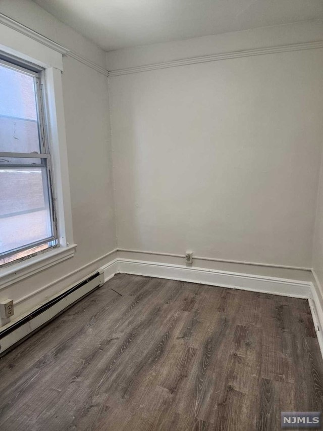 14 Hilliard Ave unit 5, Edgewater, NJ 07020 - photo 1