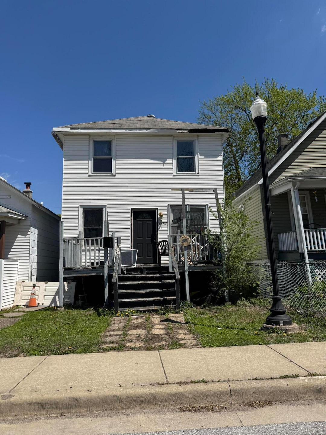 Sold $90,000 • Co-Listing Agent