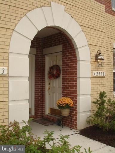 42591 Hollyhock Terrace unit 20C, Ashburn, VA 20148 - photo 1