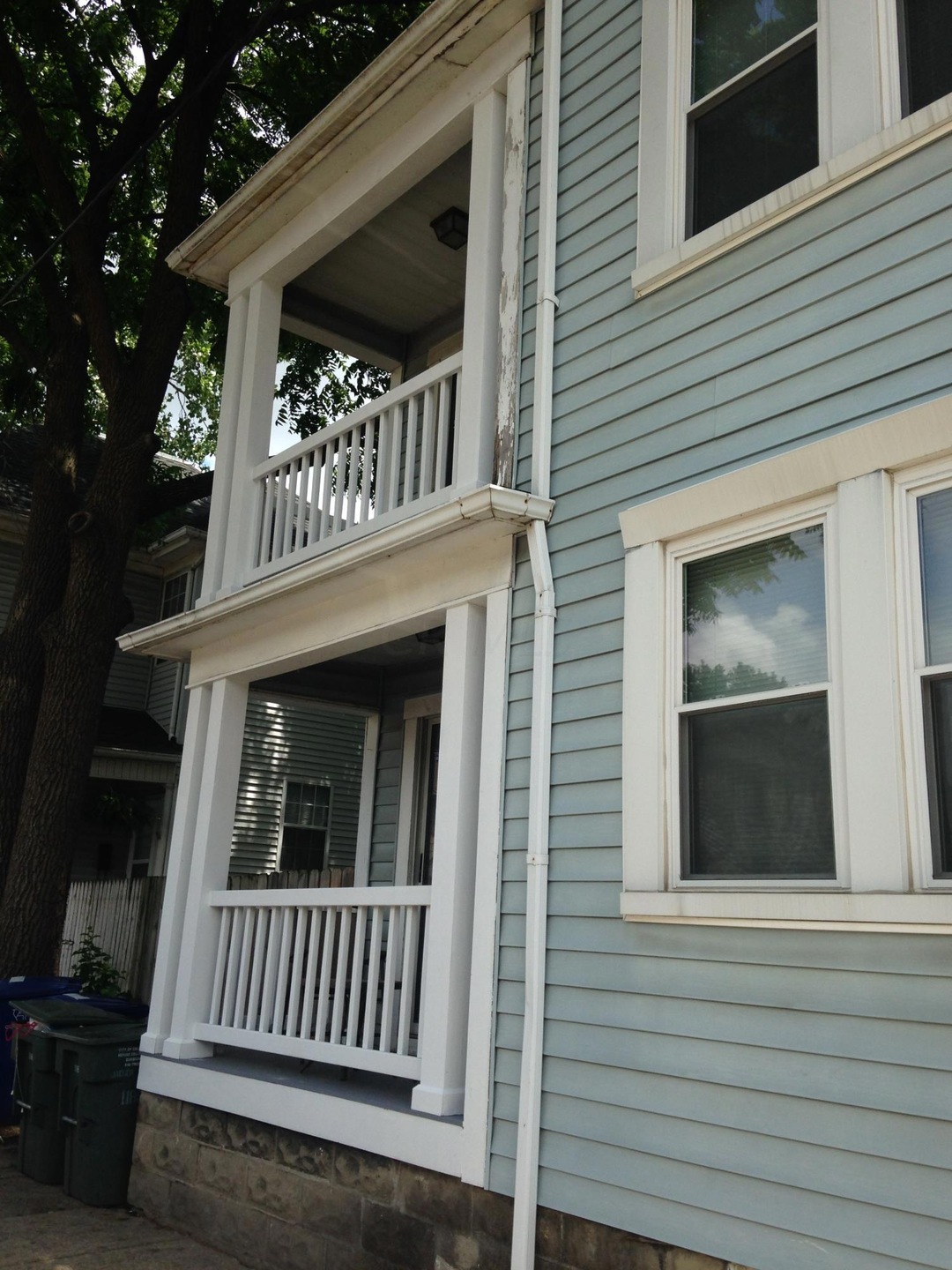 1176 Jaeger st outside