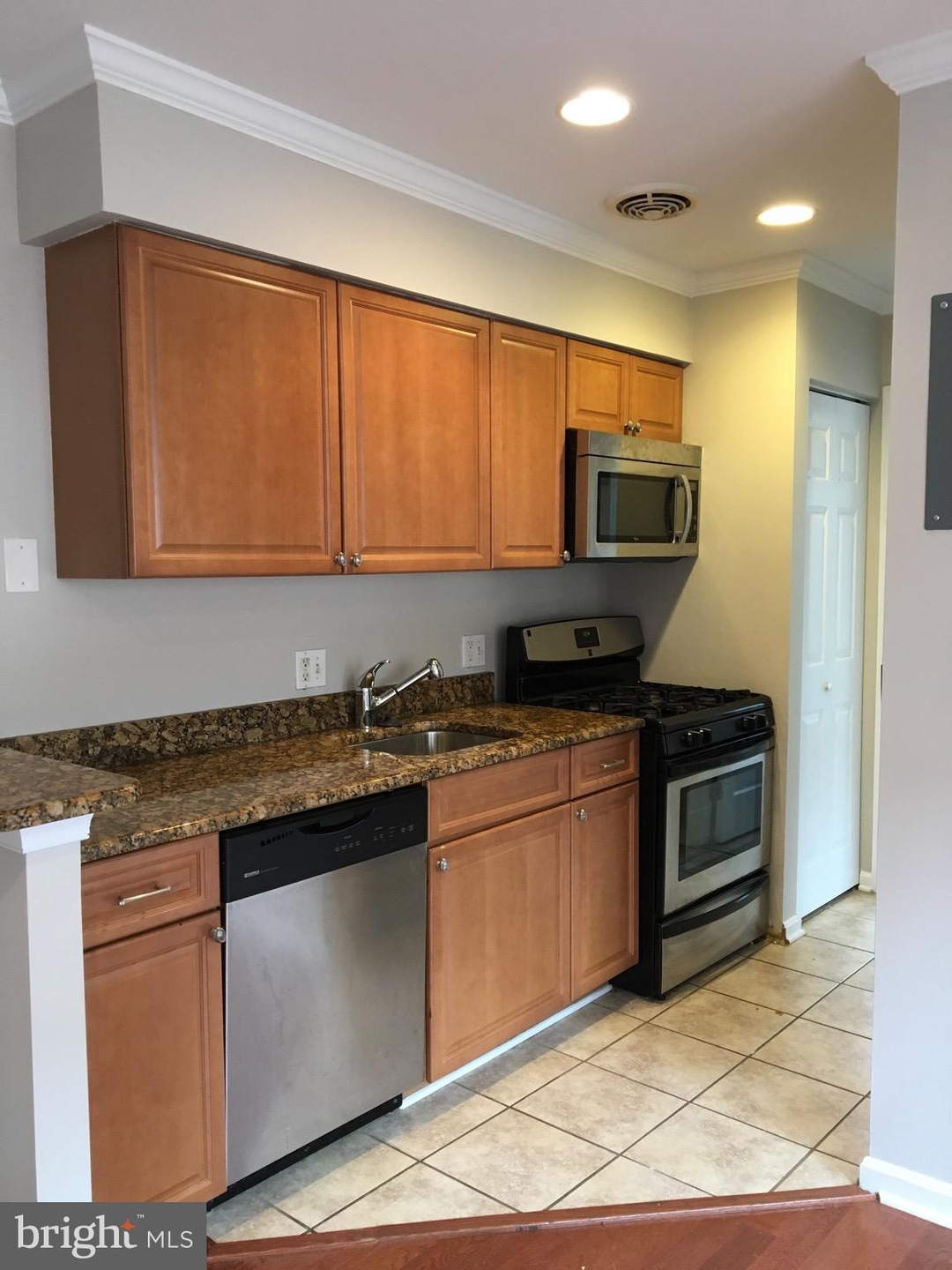 1001 16th St NE unit 104, Washington, DC 20002 - photo 1