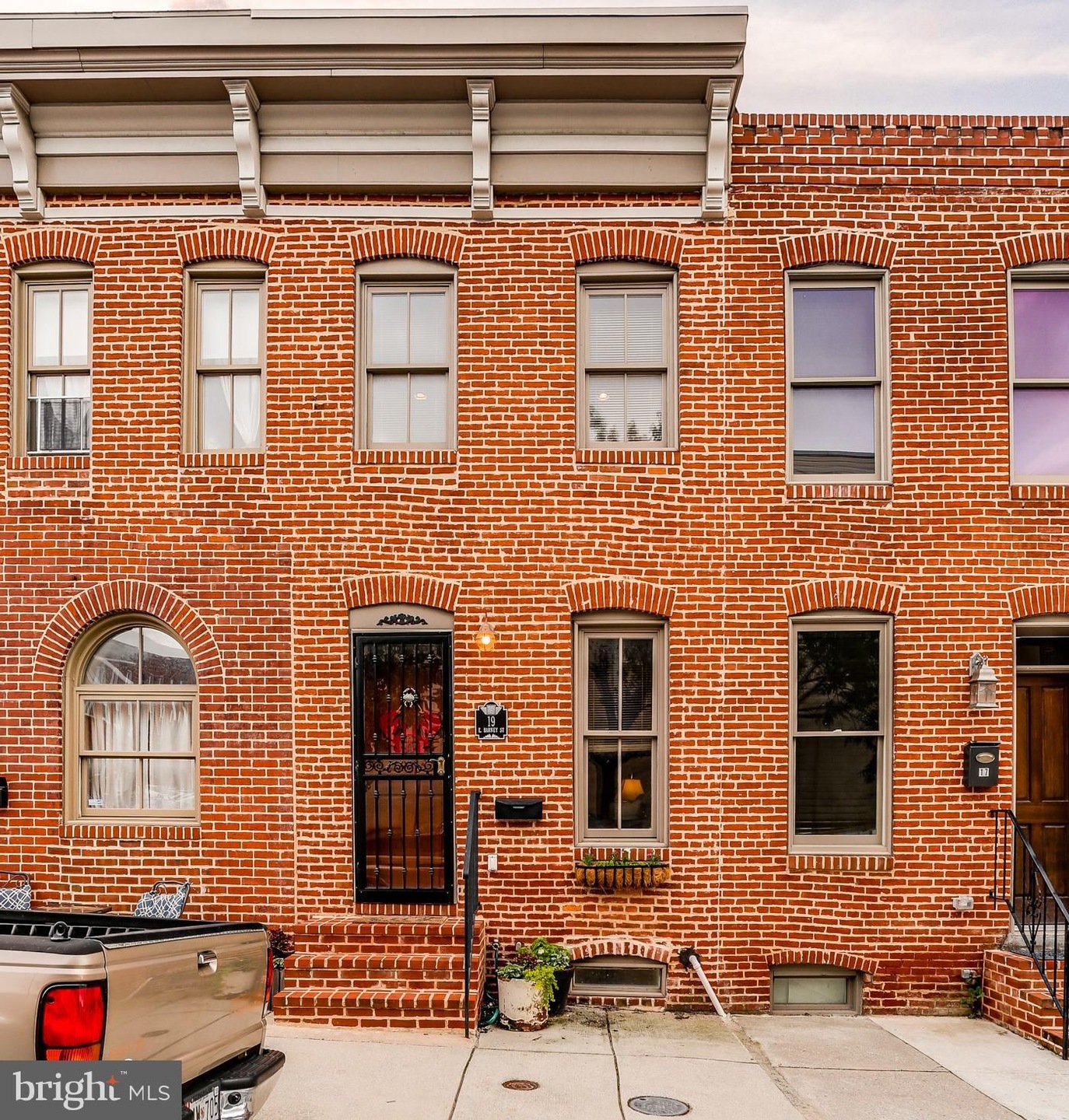 19 E Barney St, Baltimore, MD 21230 - photo 1
