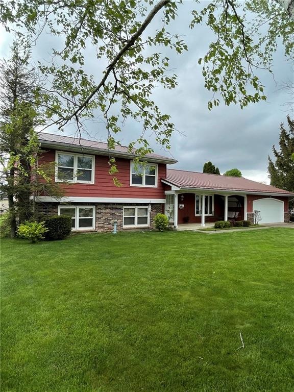 2201 Ivy Dr, Anderson, IN 46011 - photo 1