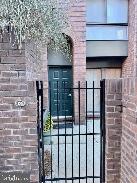 100 N 22nd St unit 106, Philadelphia, PA 19103 - photo 1