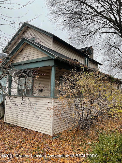 716 W Lapeer St, Lansing, MI 48915 - photo 1